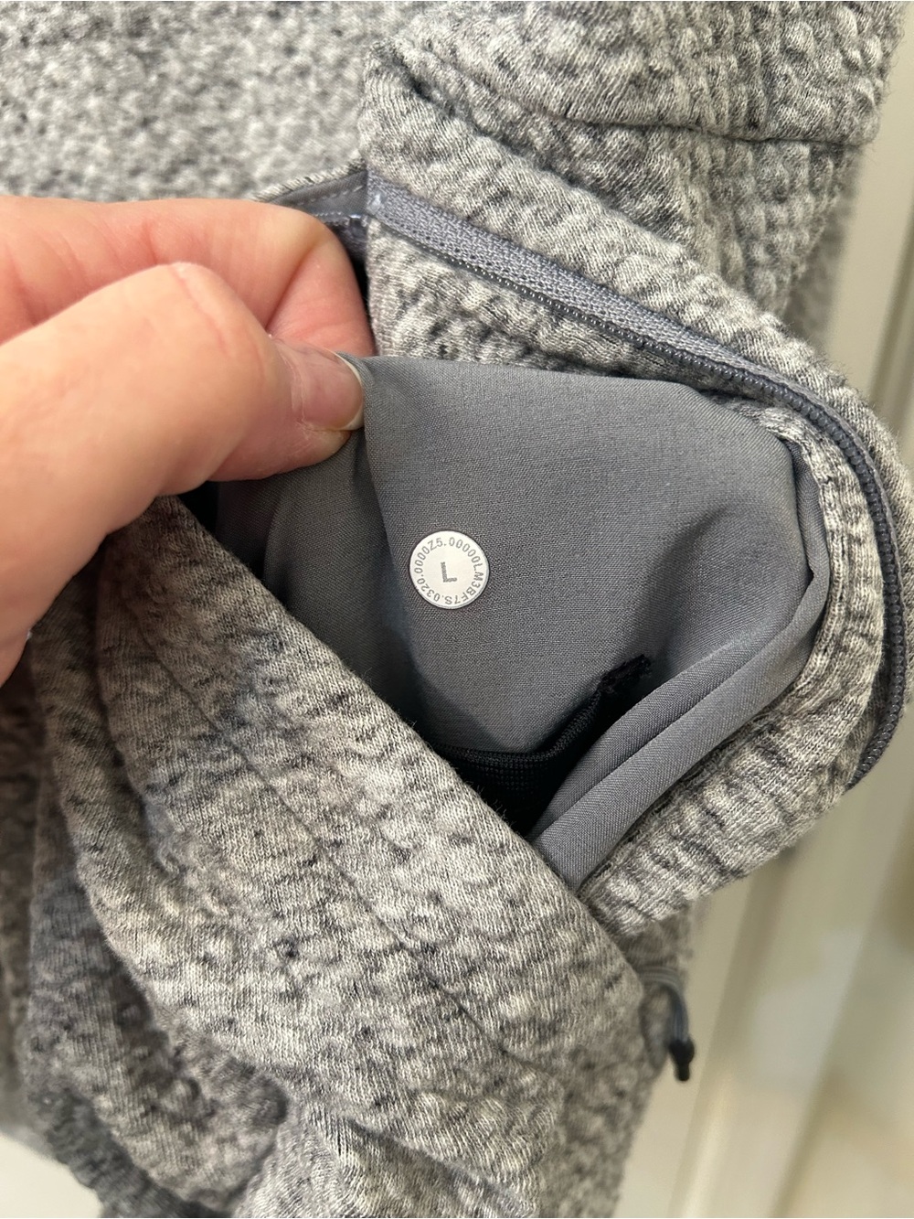lululemon athletica Men's Hoodie- Heather Gray - Picture 4 of 10